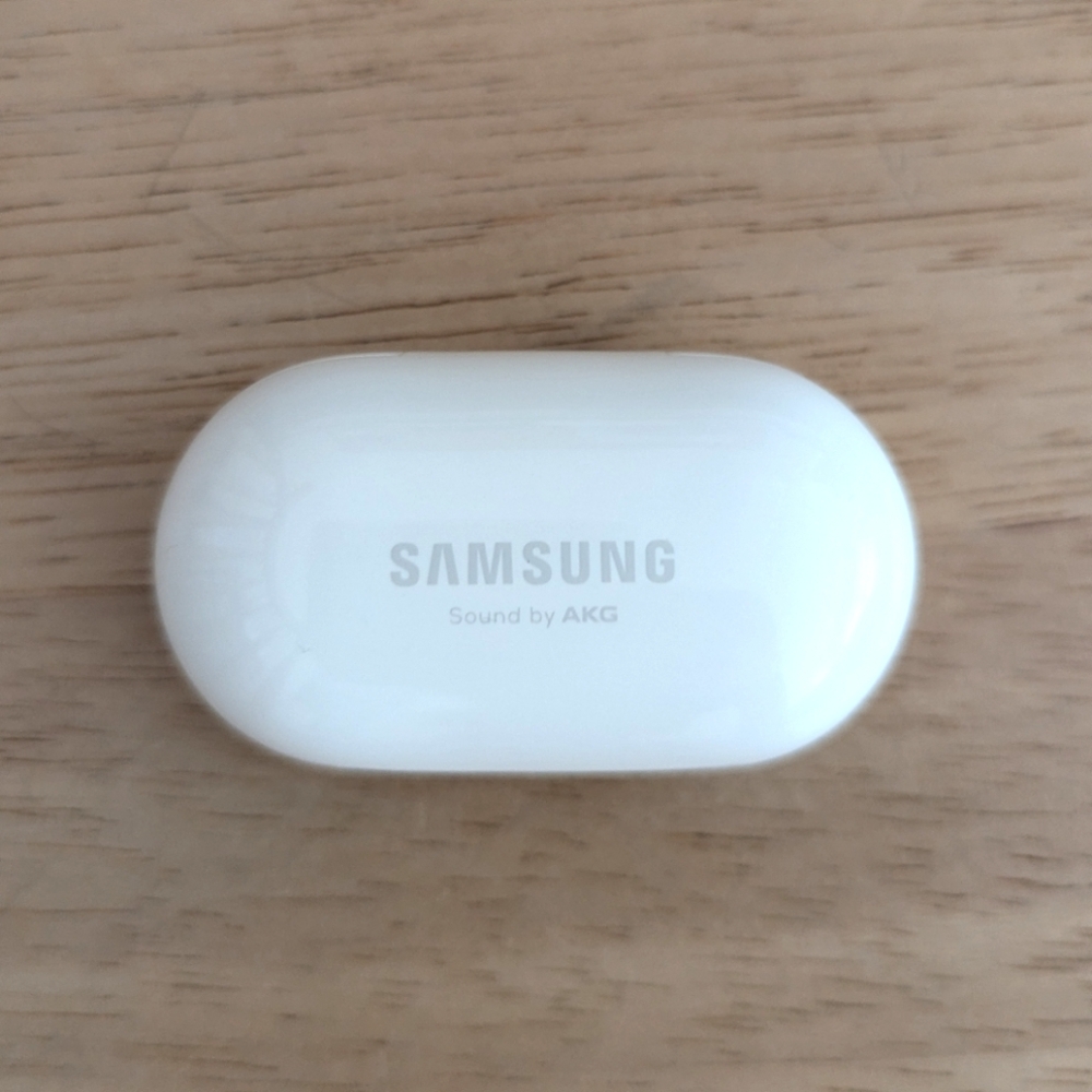 Samsung Galaxy Buds+ Plus wireless headphones White